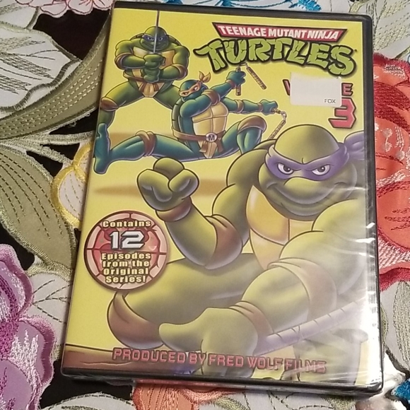 Teenage Mutant Ninja Turtles DVD 12 Episodes New - Picture 1 of 3